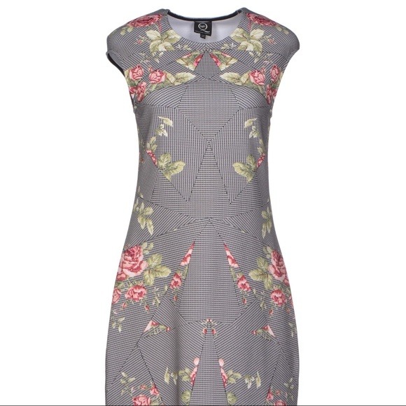 NWT $585 McQ Alexander McQueen dress. M - Picture 3 of 7